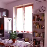 Comfortable Studio Flat By The Navigli